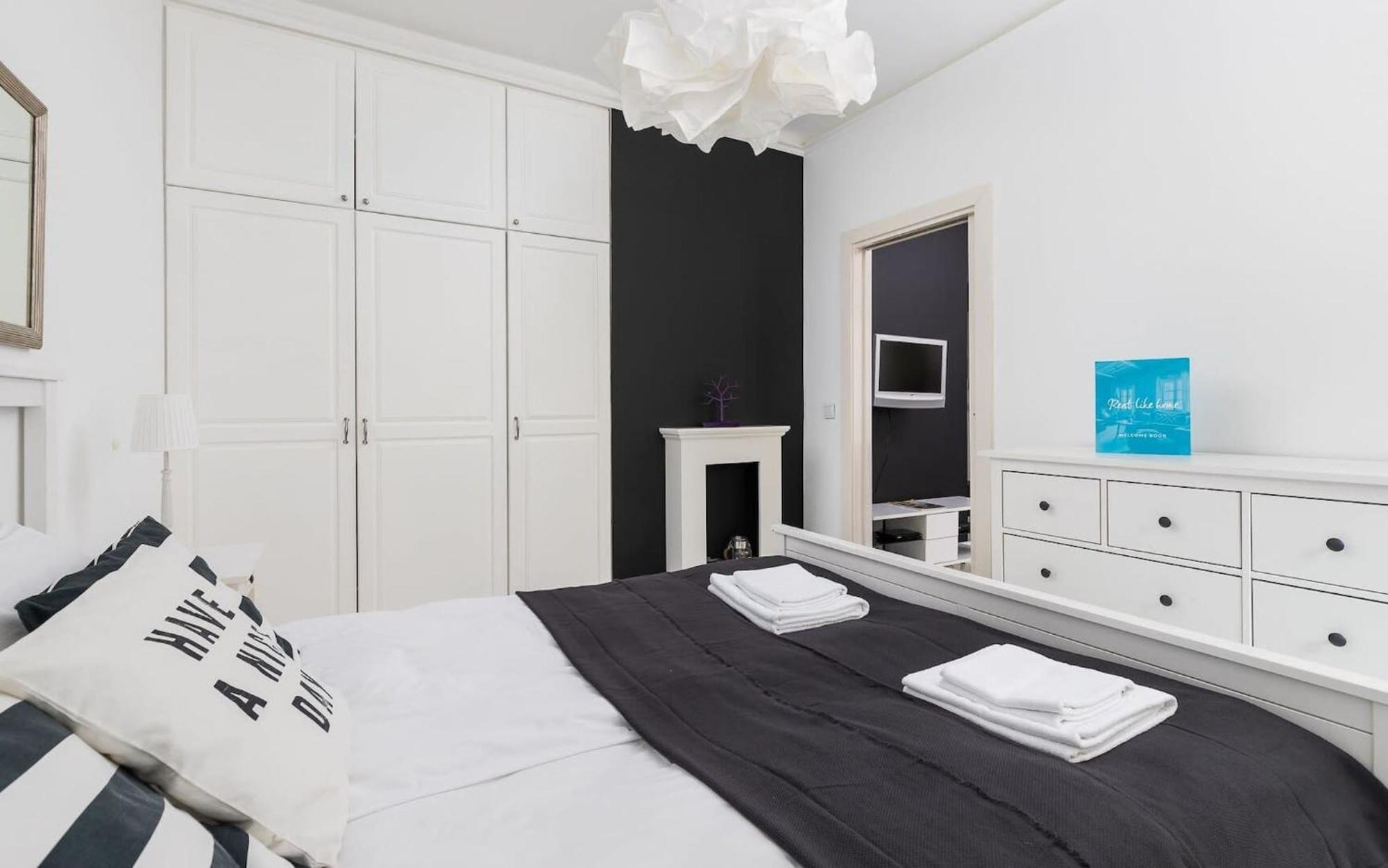 Rent Like Home - Wronskiego 15 Warsaw Ngoại thất bức ảnh